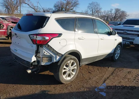 2018 Ford Escape Se z USA, uszkodzony, nr VIN 1FMCU9GD1JUA43850